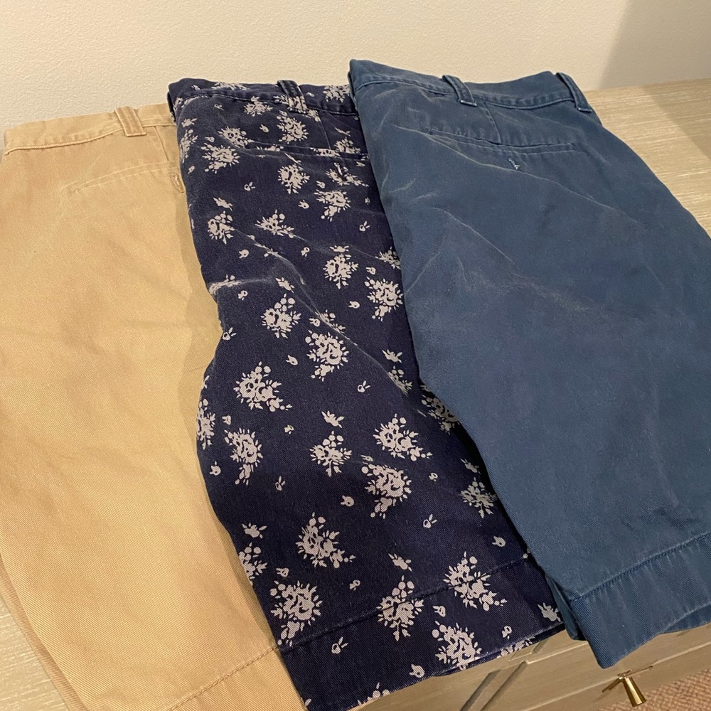 SALE! 4 pairs J.Crew Gramercy Men’s Shorts lot
